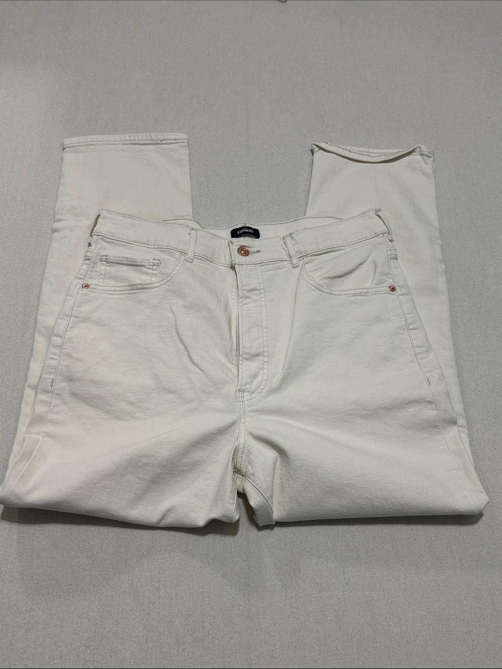 Express Women's Straight Leg Jeans in White